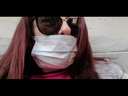 ❤️ Nicoletta na-abọ ọbọ n'ahụ onye agbata obi ya na pees n'ime ebe a na-adọba ụgbọala ya (Special Covid19 Italian Quarantine) ❤️ Anal porn ️❤
